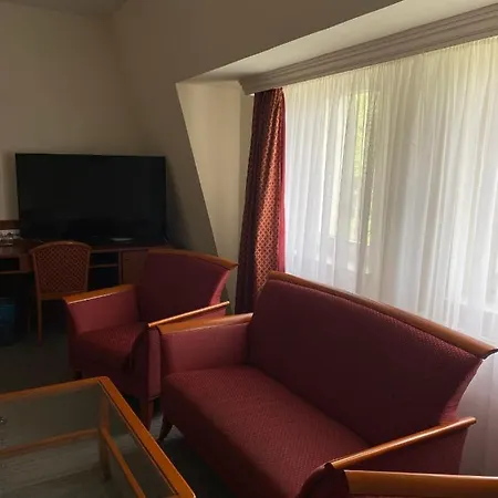 Fonix Hotel 4*
